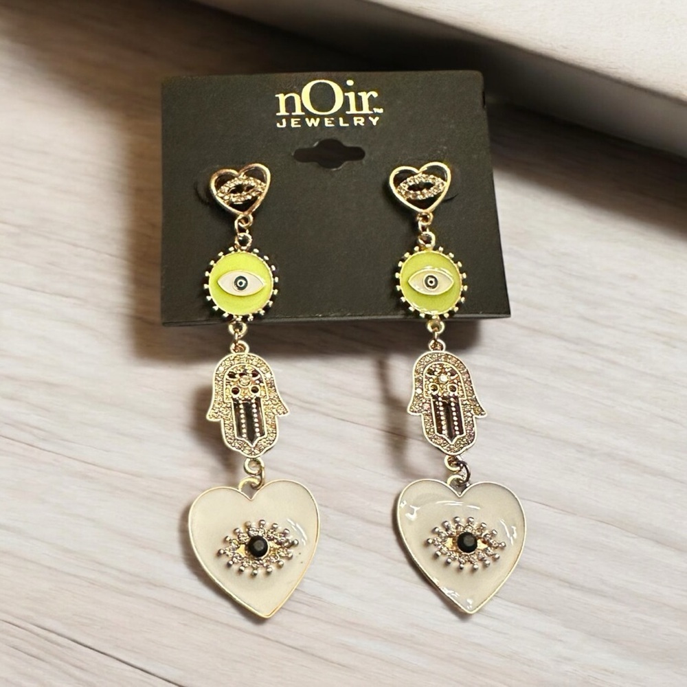 Noir Jewelry Hamsa Evil Eye Heart Drop Earrings - Picture 4 of 5